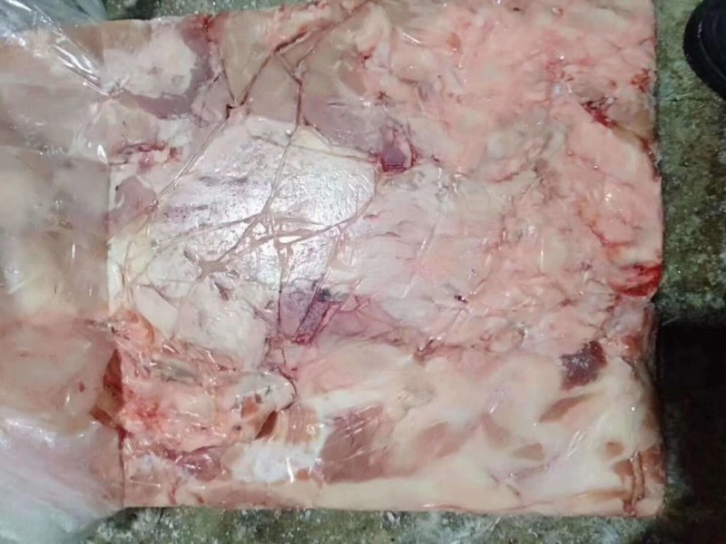 肚腩膘 