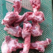 394羔羊腿骨
