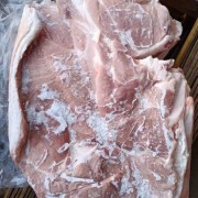 肥猪带皮后上肉