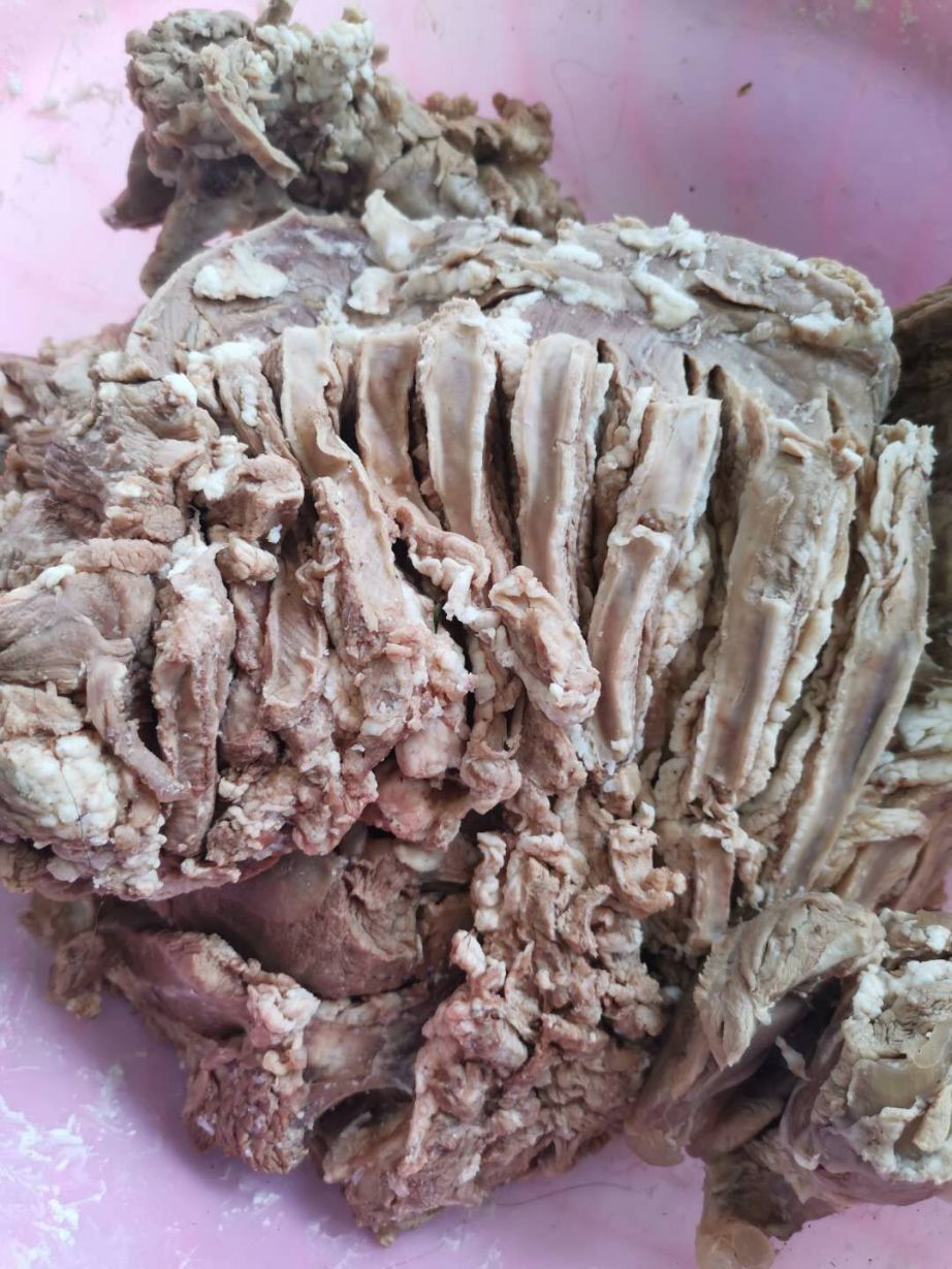 八分熟蒙古山羊肉