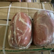 小牛腿肉