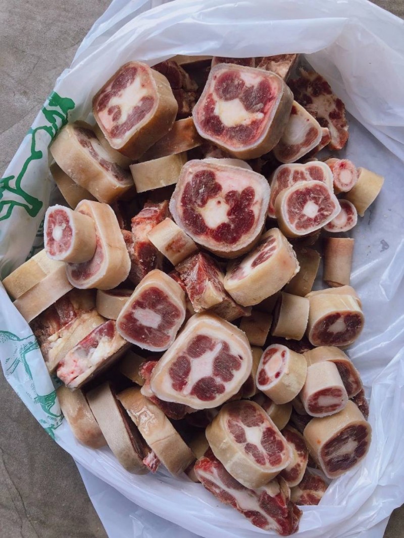 带皮牛尾