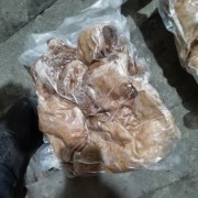 熟不带皮山羊肉