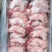 巴骨肉