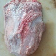 三角槽头肉