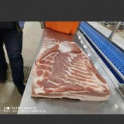 带皮五花肉