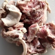 舌根肉
