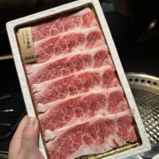 和牛后胸