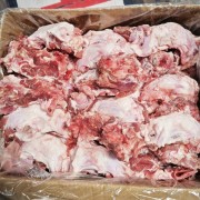 巴骨肉