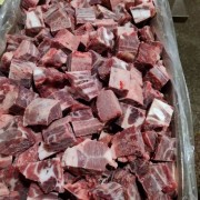 排骨粒，猪排骨粒