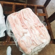 母猪带皮槽头肉
