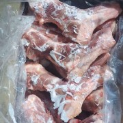 肥猪前腿骨
