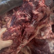 大块牛肉